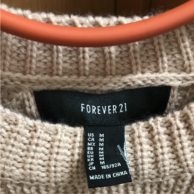 FOREVER 21(フォーエバートゥエンティーワン)のニット【お値下げ！】 レディースのトップス(ニット/セーター)の商品写真