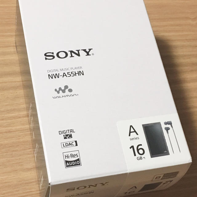 WALKMAN(ウォークマン)の【新品未開封】SONY NW-A55HN ウォークマン グレイッシュブラック スマホ/家電/カメラのオーディオ機器(ポータブルプレーヤー)の商品写真