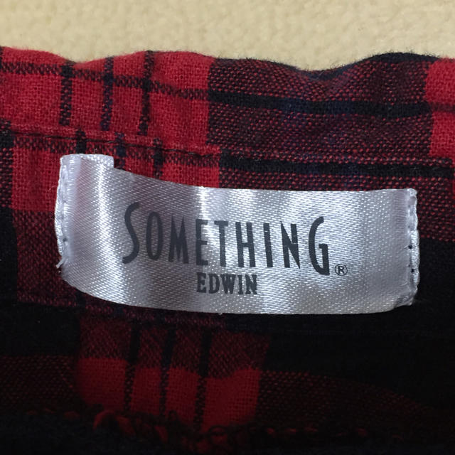 SOMETHING(サムシング)の130㎝ something トップス キッズ/ベビー/マタニティのキッズ服女の子用(90cm~)(Tシャツ/カットソー)の商品写真