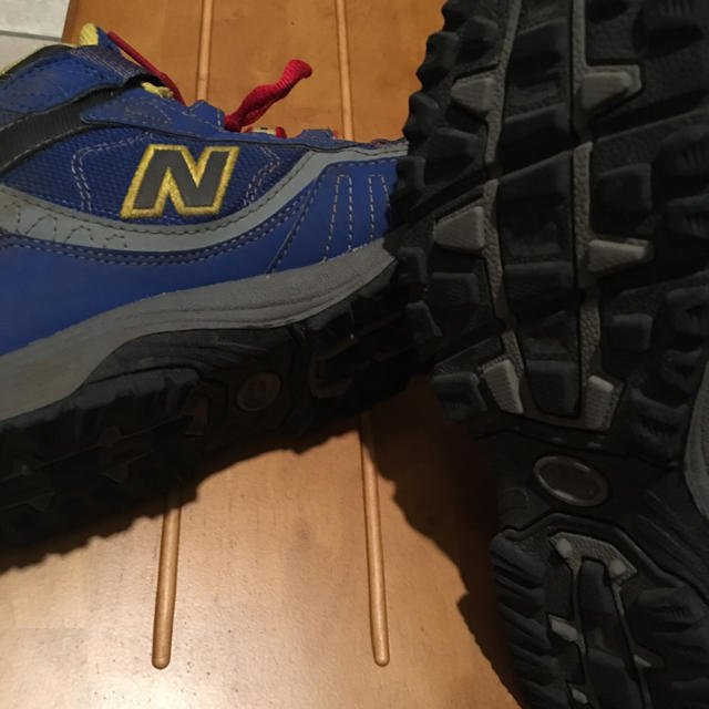 New Balance(ニューバランス)の美品！ニューバランス 登山靴 スポーツ/アウトドアのアウトドア(登山用品)の商品写真