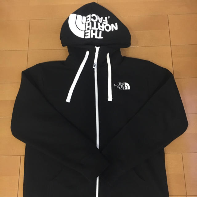 THE NORTH FACE(ザノースフェイス)のノースフェイス リアビューフーディー  パーカー 黒 M メンズのトップス(パーカー)の商品写真