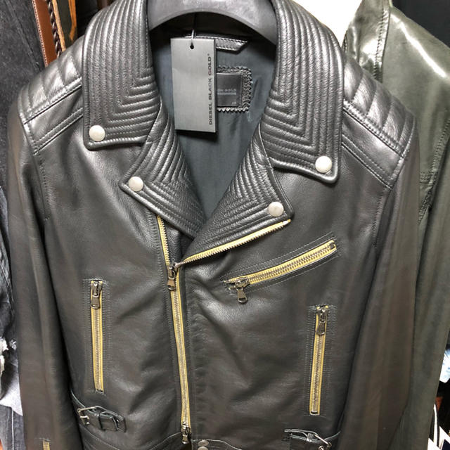 DIESEL(ディーゼル)のDIESEL BLACKGOLD ダブルライダース 大幅値下げ メンズのジャケット/アウター(ライダースジャケット)の商品写真