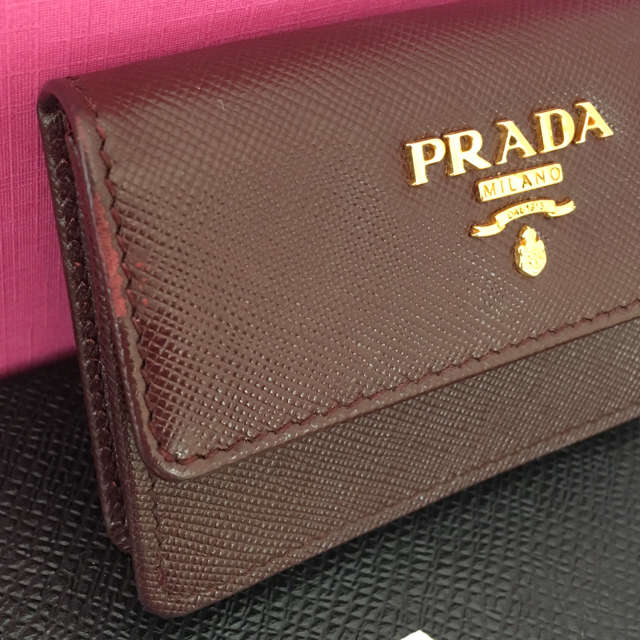PRADA(プラダ)のPRADA♡カードケース レディースのファッション小物(名刺入れ/定期入れ)の商品写真