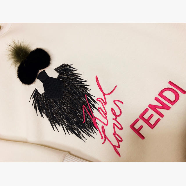 FENDI(フェンディ)のfendi トレーナー レディースのトップス(トレーナー/スウェット)の商品写真