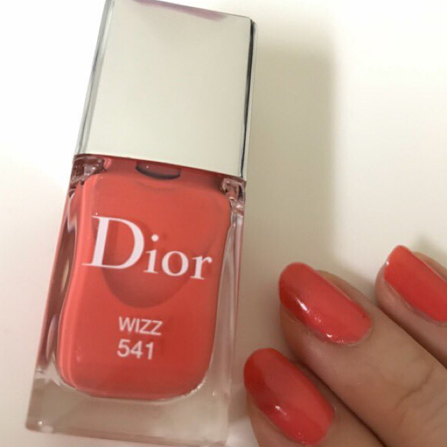 Dior(ディオール)のDior マニキュア ピンク コスメ/美容のネイル(マニキュア)の商品写真