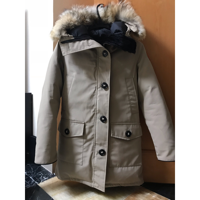 CANADA GOOSE(カナダグース)の★サザビーリーグ★カナダグース ブロンテ★XS レディースのジャケット/アウター(ダウンコート)の商品写真