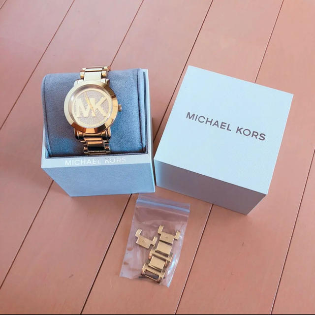 MICHAEL KORS