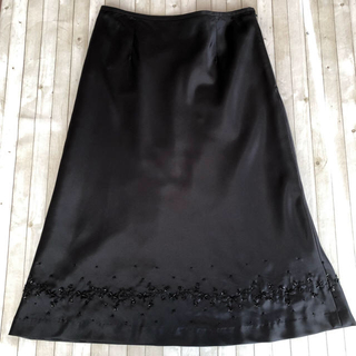 ミッシェルクラン(MICHEL KLEIN)の美品 ミッシェルクラン スカート  黒 40 スパンコール ビーズ(ひざ丈スカート)