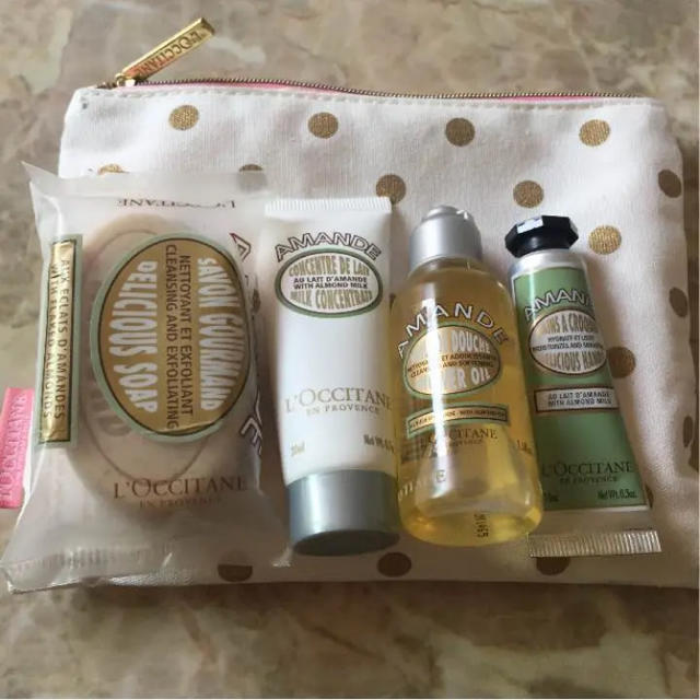 L'OCCITANE(ロクシタン)のロクシタン アマンド トラベルセット コスメ/美容のボディケア(バスグッズ)の商品写真