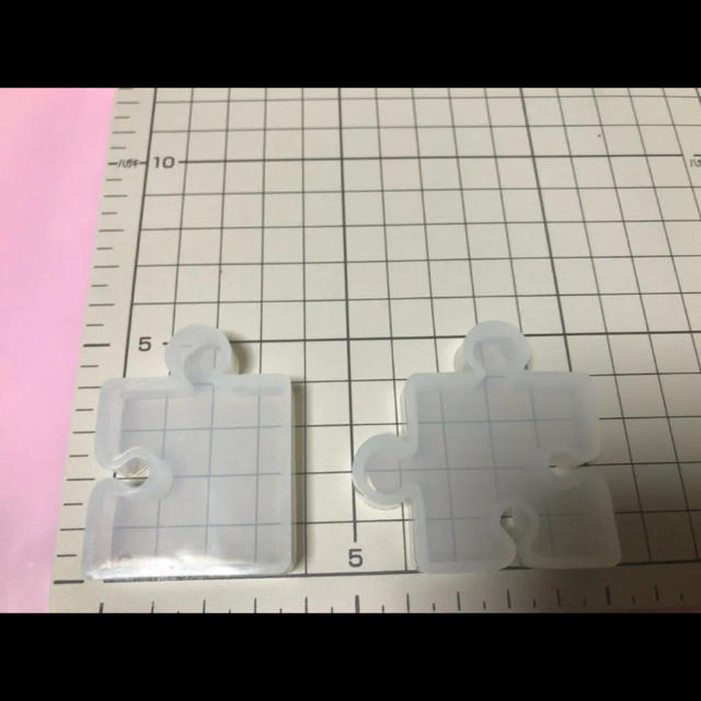 パズル シリコンモールド  大 2個セット レジン ハンドメイドの素材/材料(その他)の商品写真