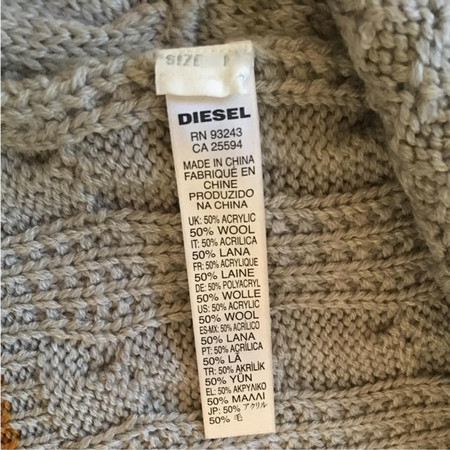 DIESEL(ディーゼル)のふっちー様専用 メンズのファッション小物(マフラー)の商品写真