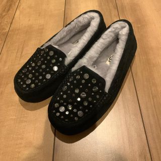 アグ(UGG)の最終値下げ！UGG Ansley スタッズ 黒(スリッポン/モカシン)