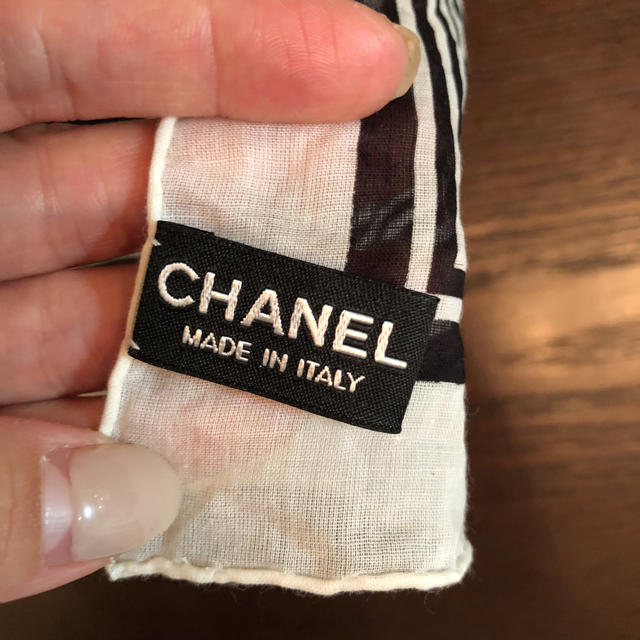 CHANEL(シャネル)のシャネル ハンカチ バンダナ レディースのファッション小物(バンダナ/スカーフ)の商品写真