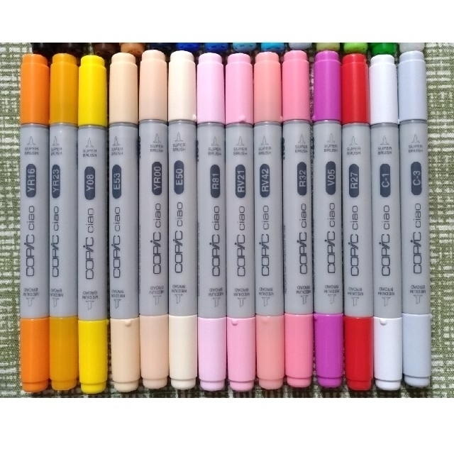 .Tooコピックチャオ(Copic ciao) 27色＋ブレンダー1色 エンタメ/ホビーのアート用品(カラーペン/コピック)の商品写真