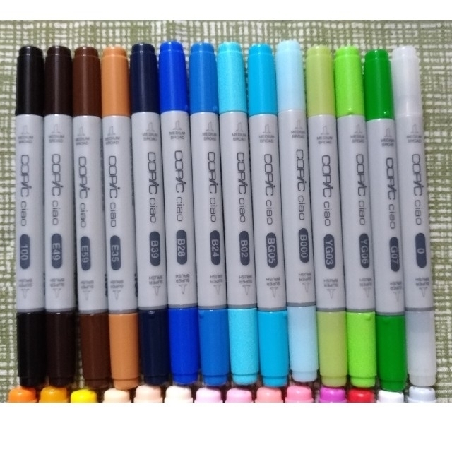 .Tooコピックチャオ(Copic ciao) 27色＋ブレンダー1色 エンタメ/ホビーのアート用品(カラーペン/コピック)の商品写真