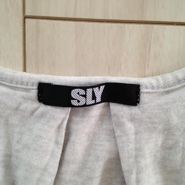 SLY(スライ)の美品♥SLY♥デザインTシャツワンピ♥ レディースのワンピース(ミニワンピース)の商品写真