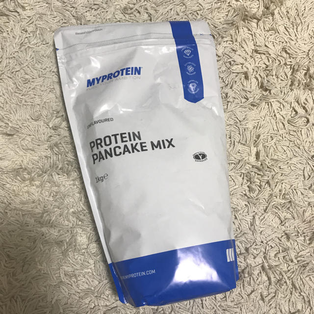 MYPROTEIN(マイプロテイン)の【ピロ様専用】プロテインパンケーキ2個set(メープル、チョコ) 食品/飲料/酒の健康食品(プロテイン)の商品写真