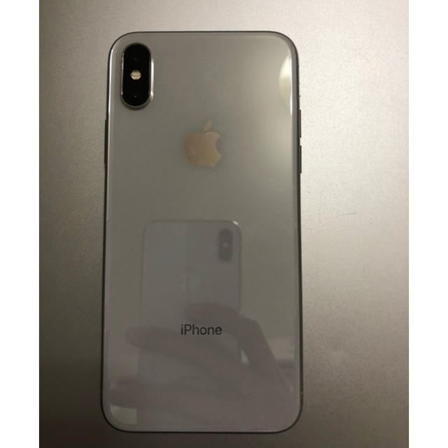 Apple(アップル)の【超美品完動品】iPhoneX 256GB SIMフリー スマホ/家電/カメラのスマートフォン/携帯電話(スマートフォン本体)の商品写真