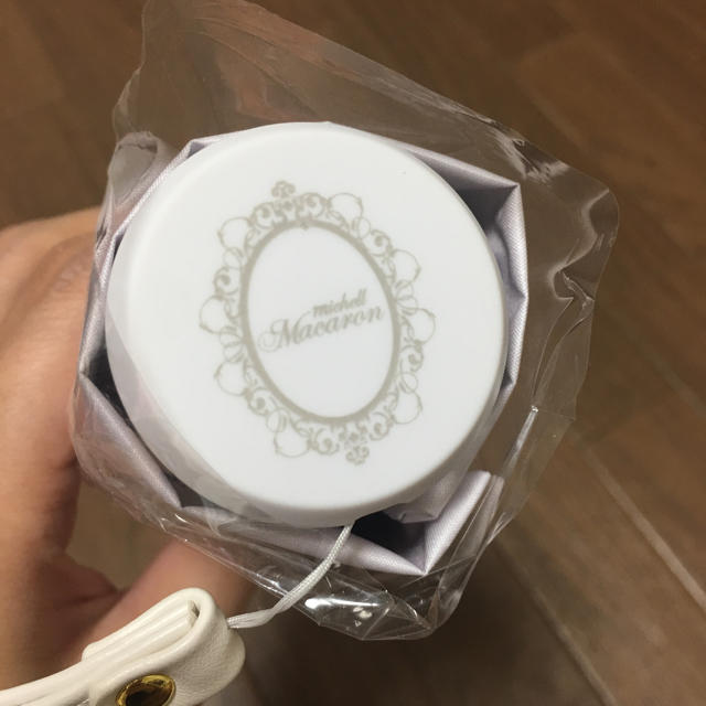 michellMacaron(ミシェルマカロン)の♡値下げしました♡★michell Macaron ノベルティー 折りたたみ傘 レディースのファッション小物(傘)の商品写真