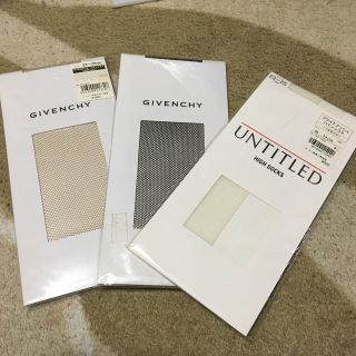 ジバンシィ(GIVENCHY)のジバンシー &アンタイトルレース ハイソックス★3足セット(ソックス)