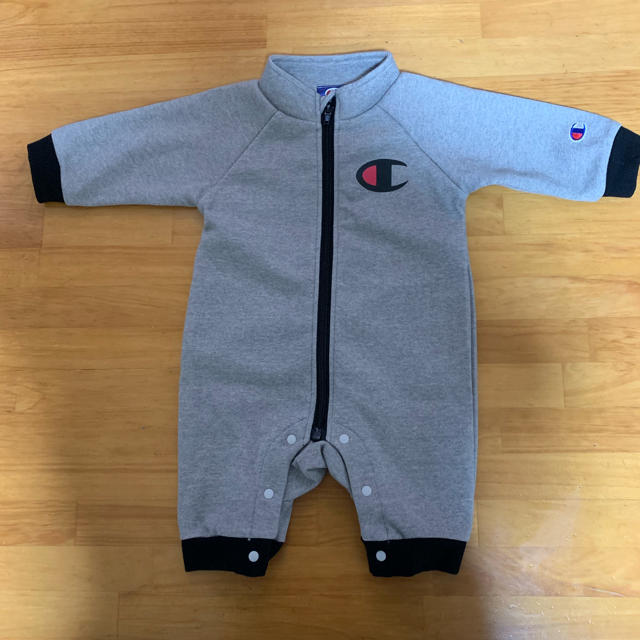 Champion(チャンピオン)のベビーカバーオール キッズ/ベビー/マタニティのベビー服(~85cm)(カバーオール)の商品写真