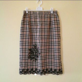 ダックス(DAKS)の専用＊DAKS チェック柄 刺繍 タイトスカート(ひざ丈スカート)