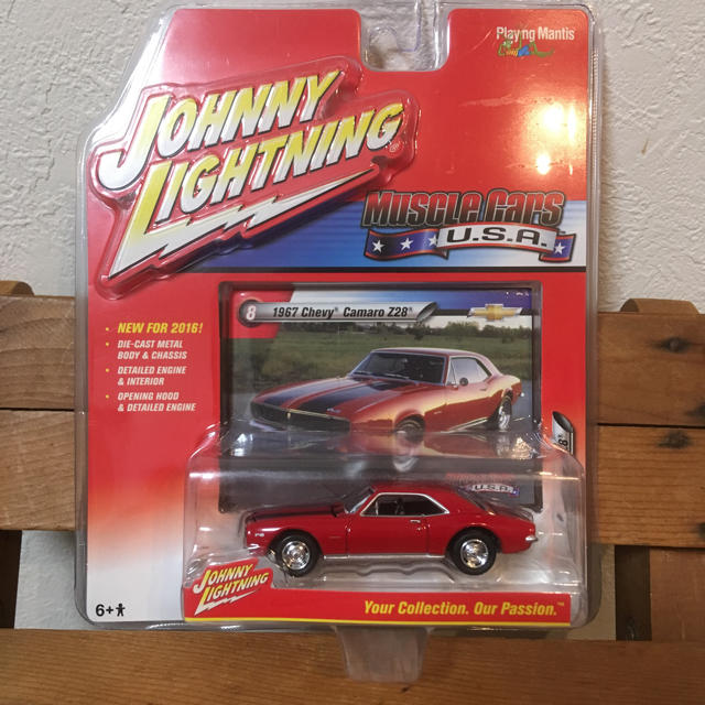 Chevrolet(シボレー)の新品 JOHNNYLIGHTNING 1967Chevy camaro Z28 エンタメ/ホビーのおもちゃ/ぬいぐるみ(ミニカー)の商品写真