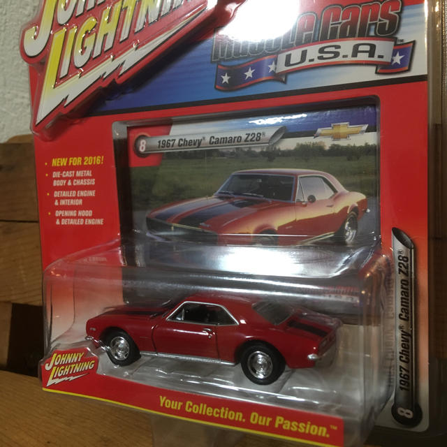 Chevrolet(シボレー)の新品 JOHNNYLIGHTNING 1967Chevy camaro Z28 エンタメ/ホビーのおもちゃ/ぬいぐるみ(ミニカー)の商品写真