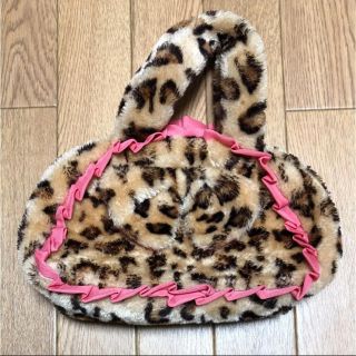 フォーエバートゥエンティーワン(FOREVER 21)の新品 forever21 ヒョウ柄ふわふわファーバッグ ポーチ バックインバック(ハンドバッグ)