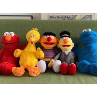 セサミストリート(SESAME STREET)のユニクロ カウズ セサミストリート トイコンプリートボックス(ぬいぐるみ)