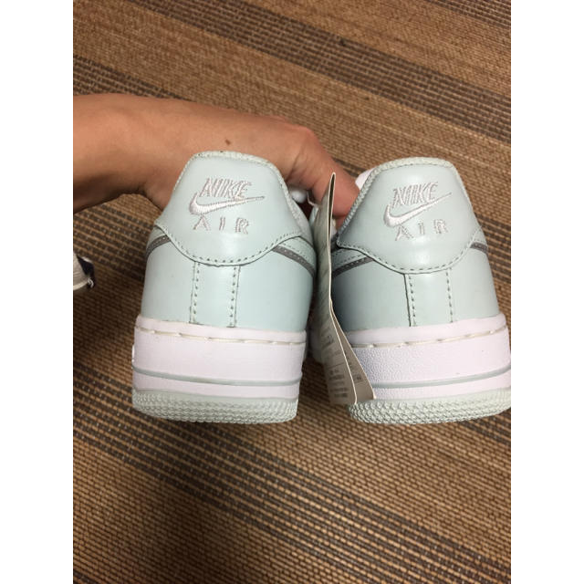 NIKE(ナイキ)のNIKE ナイキ スニーカー AIRFORCE 1 エアフォースワン レディースの靴/シューズ(スニーカー)の商品写真