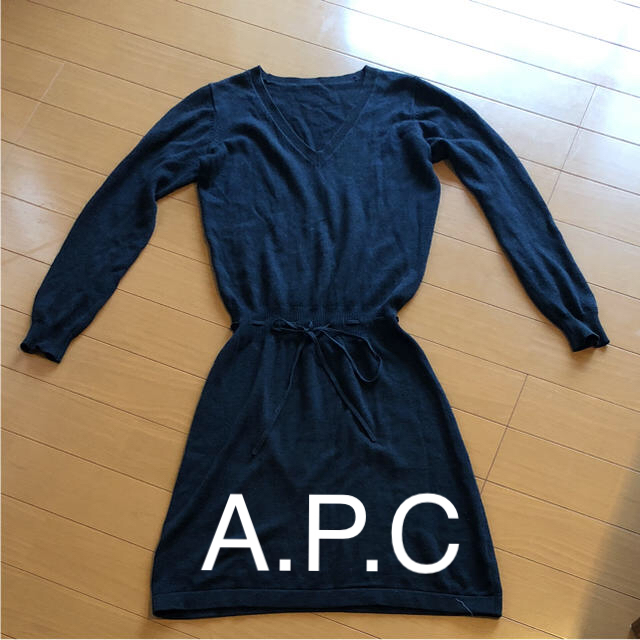 A.P.C(アーペーセー)の美品A.P.C.カシミア混合ラメワンピース レディースのワンピース(ひざ丈ワンピース)の商品写真