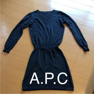 アーペーセー(A.P.C)の美品A.P.C.カシミア混合ラメワンピース(ひざ丈ワンピース)