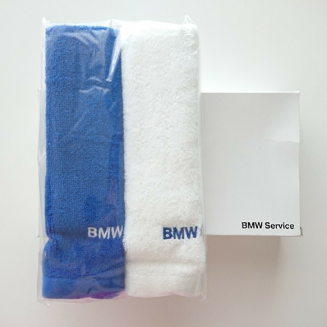 BMW(ビーエムダブリュー)の【未使用】ハンドタオル ×2 BMW インテリア/住まい/日用品の日用品/生活雑貨/旅行(タオル/バス用品)の商品写真