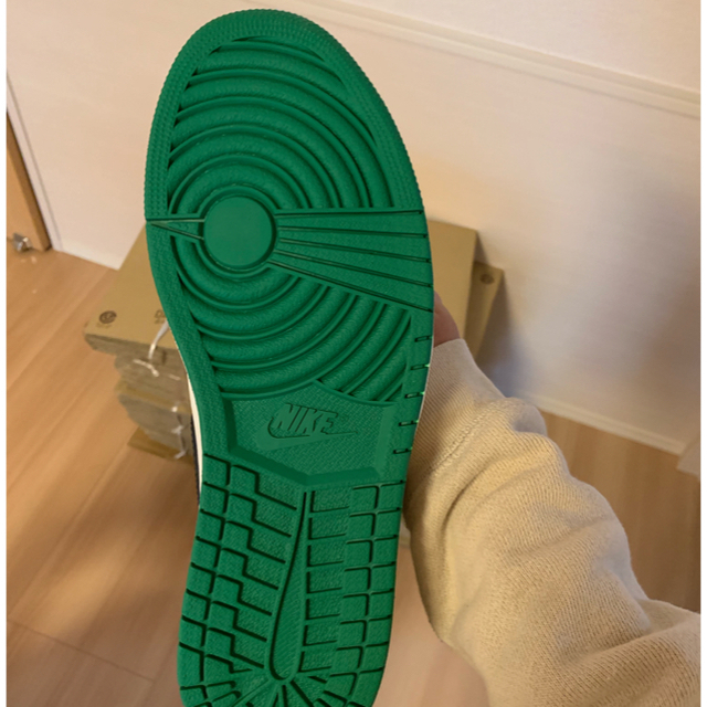 NIKE(ナイキ)の【最安値】AIR JORDAN 1 PINE GREEN 28cm  メンズの靴/シューズ(スニーカー)の商品写真