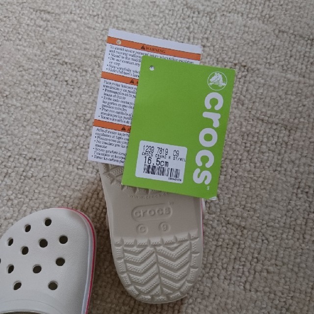 crocs(クロックス)のクロックス  C 9 キッズ/ベビー/マタニティのキッズ靴/シューズ(15cm~)(サンダル)の商品写真