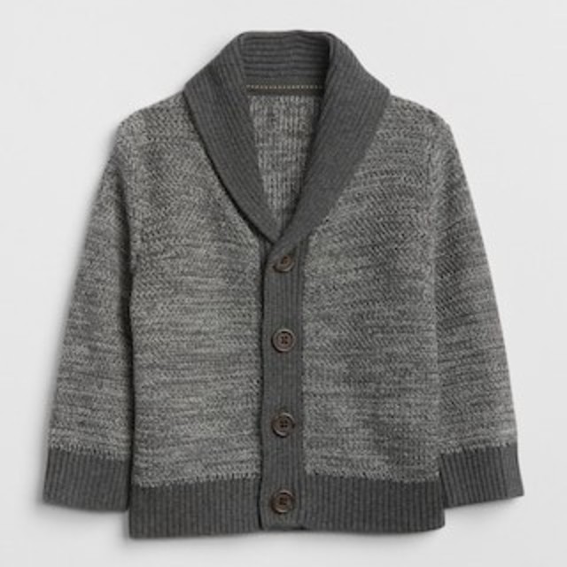 babyGAP(ベビーギャップ)の専用です【新品】babyGAP　ニットカーディガン　90 キッズ/ベビー/マタニティのキッズ服男の子用(90cm~)(カーディガン)の商品写真