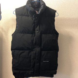 カナダグース(CANADA GOOSE)のカナダグース ブラック ベスト(ダウンベスト)