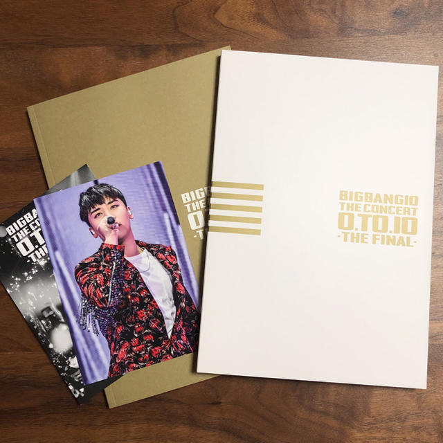 BIGBANG(ビッグバン)のBIGBANG10 THE CONCERT 0.TO.10 THE FINAL エンタメ/ホビーのDVD/ブルーレイ(ミュージック)の商品写真