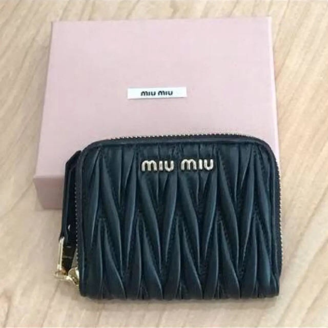 miumiu コインケース 誠実 www.gold-and-wood.com