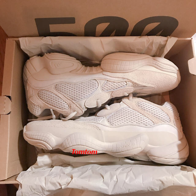 adidas(アディダス)のADIDAS ORIGINALS YEEZY 500 BLUSH  メンズの靴/シューズ(スニーカー)の商品写真