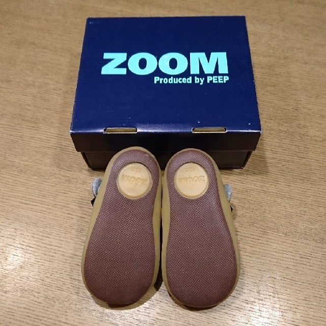 Zoom(ズーム)のZOOM ベビーシューズ(T-strap)グレー１２.５センチ キッズ/ベビー/マタニティのベビー靴/シューズ(~14cm)(フラットシューズ)の商品写真