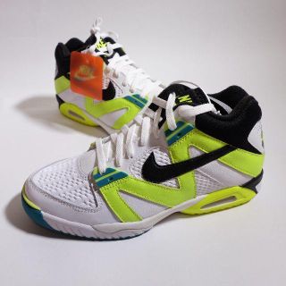 ナイキ(NIKE)の4/NIKE AIR TECH CHALLENGE III(スニーカー)