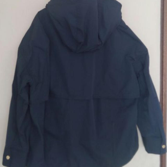 GU(ジーユー)のジーユーマウンテンパーカーネイビーM レディースのジャケット/アウター(ブルゾン)の商品写真