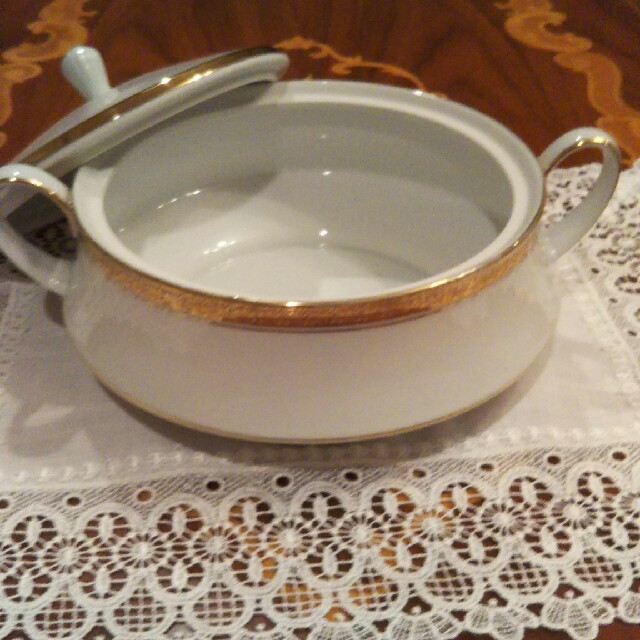 Noritake(ノリタケ)のノリタケゴールドライン食器blumen's   shop様専用 インテリア/住まい/日用品のキッチン/食器(食器)の商品写真