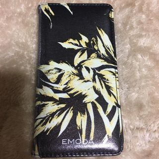 エモダ(EMODA)のiPhone手帳カバー(iPhoneケース)