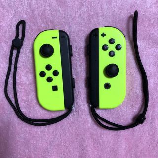 ニンテンドースイッチ(Nintendo Switch)のニンテンドースイッチ ジョイコン joy-con(ネオンイエロー)(L)/(R)(家庭用ゲーム機本体)