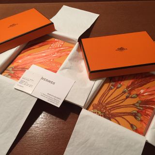 エルメス(Hermes)の本物✨エルメスのシルクノートです(^-^)(ノート/メモ帳/ふせん)