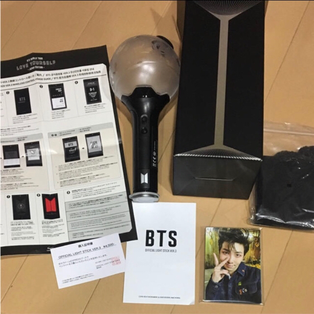 防弾少年団＊BTS OFFICIAL LIGHT STICK VER.3