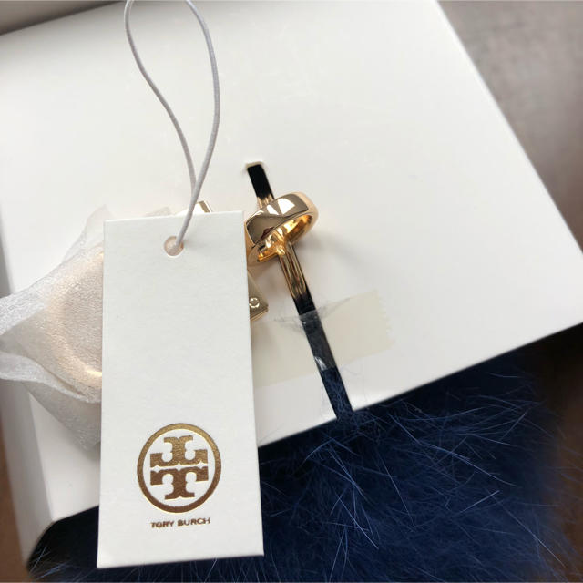 Tory Burch(トリーバーチ)のトリーバーチ ファーチャーム レディースのファッション小物(キーホルダー)の商品写真